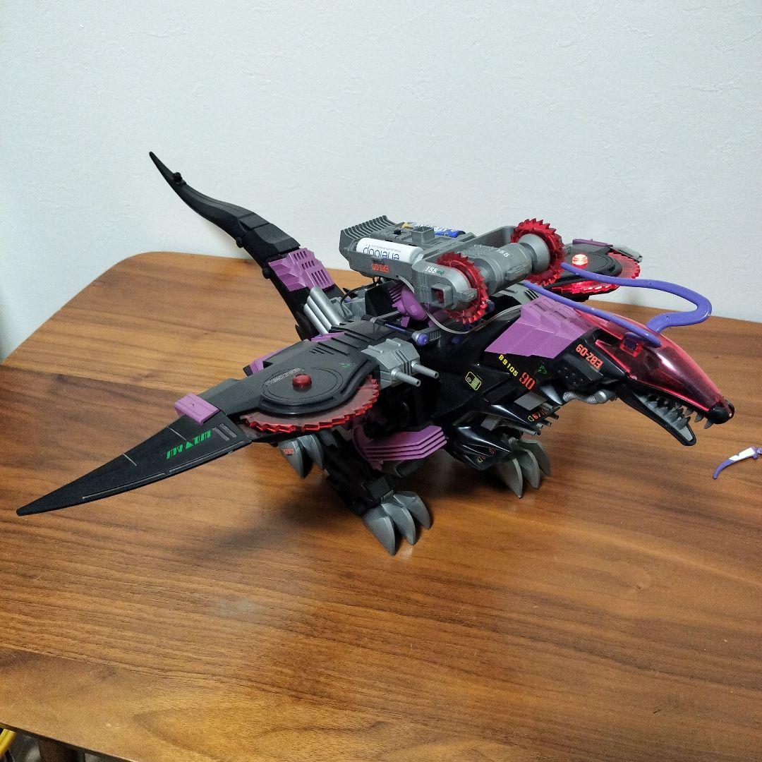 T*a様 メカ生体ゾイド　ギルベイダー