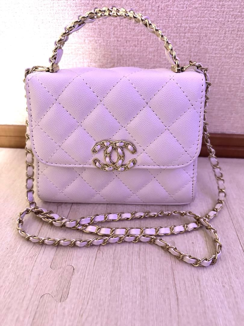 CHANELショルダーバッグ