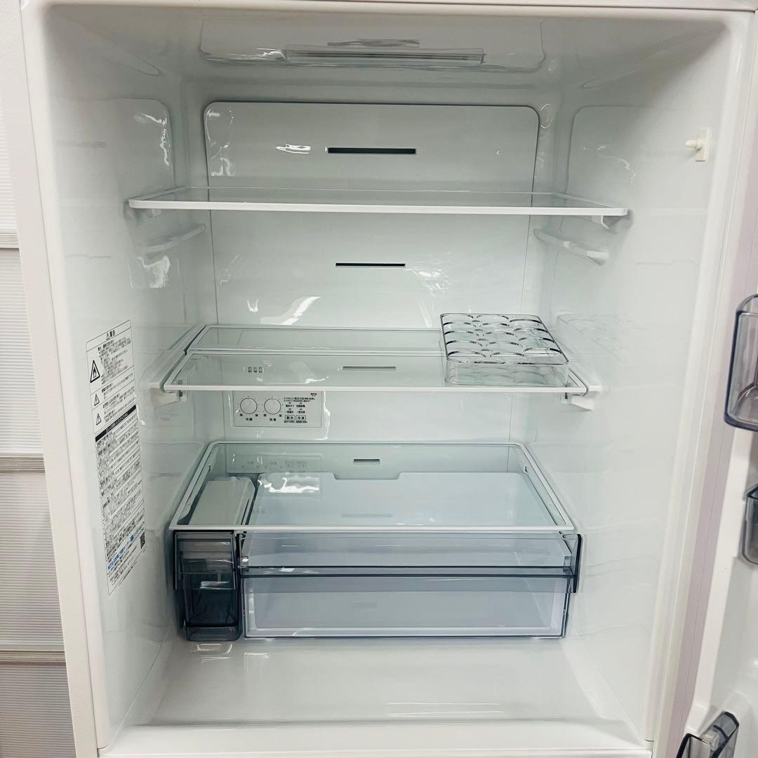 TOSHIBA 冷凍冷蔵庫 GR-V33SC (WU) 2024年製
