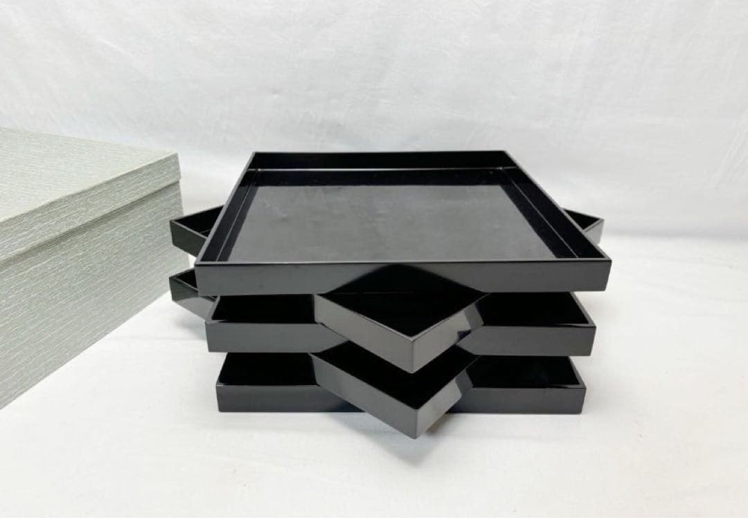 美品 懐石道具 木製黒真塗 四方膳 会席膳 平膳 5客揃 懐石盆 銘々盆 紙箱