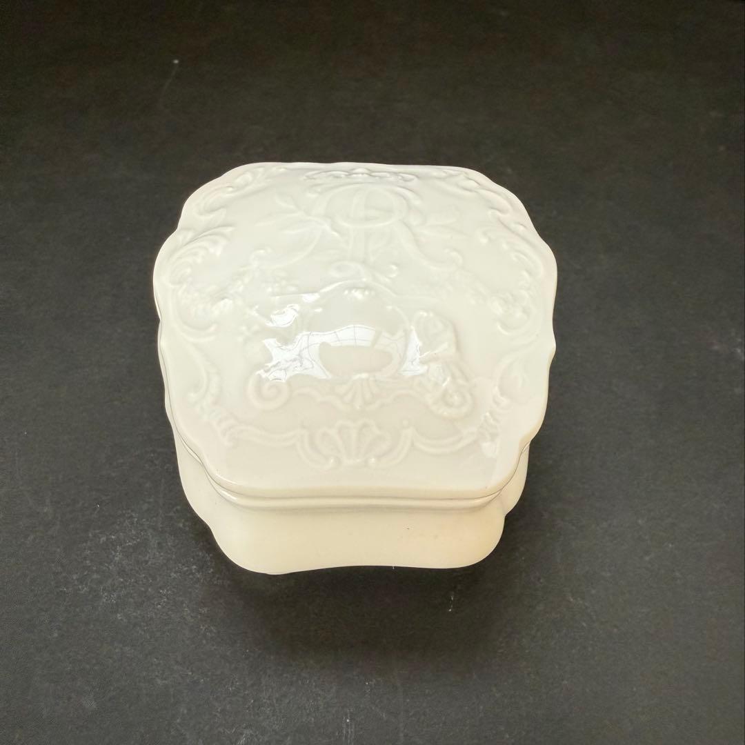 マイセン　小物入り　送料込み