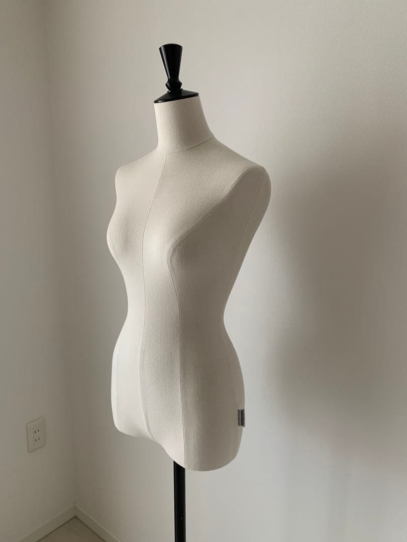 七彩 N-VALUE 女性用トルソー 布製 ブラックスタンド NANASAI