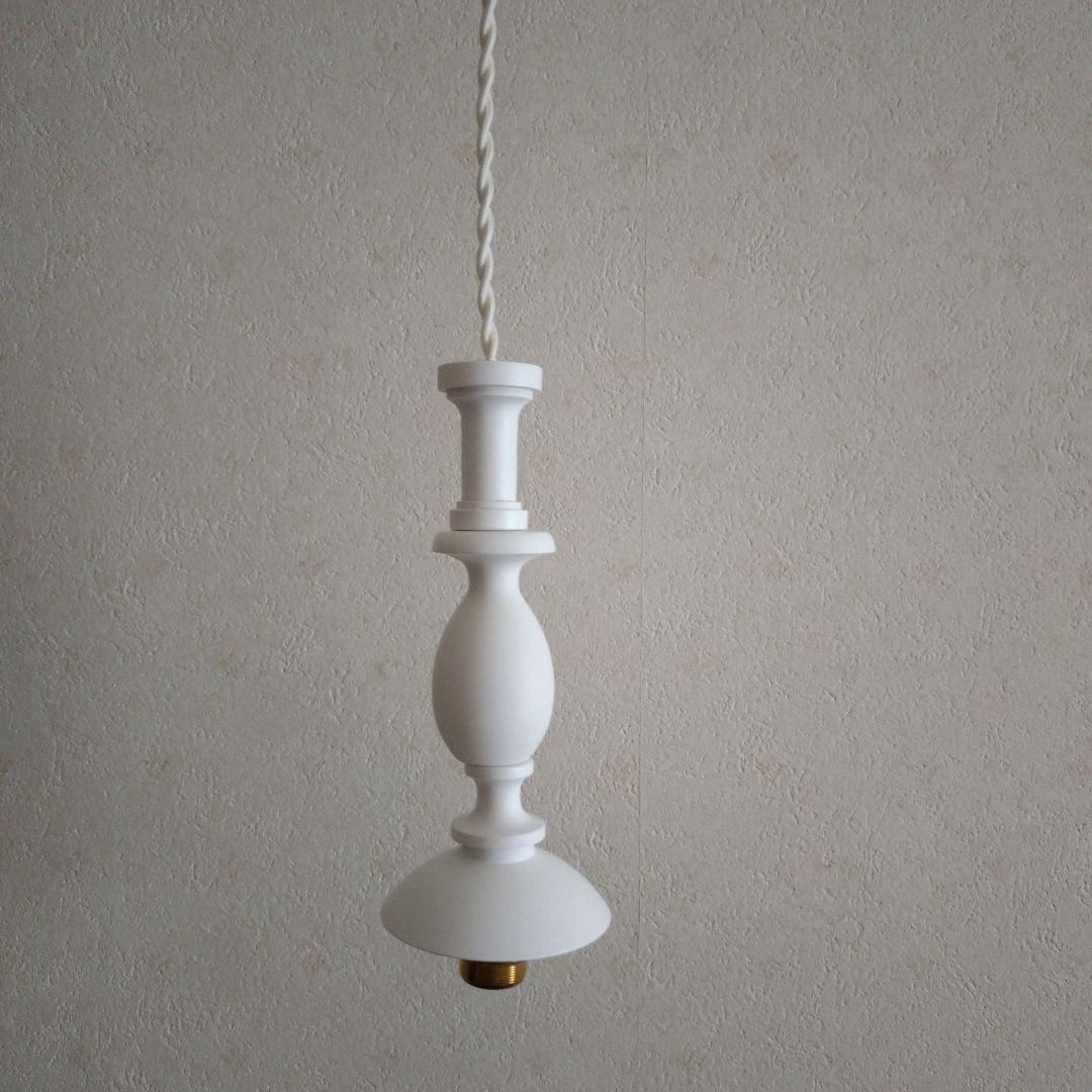 オルネドフォイユ　照明　ホワイト