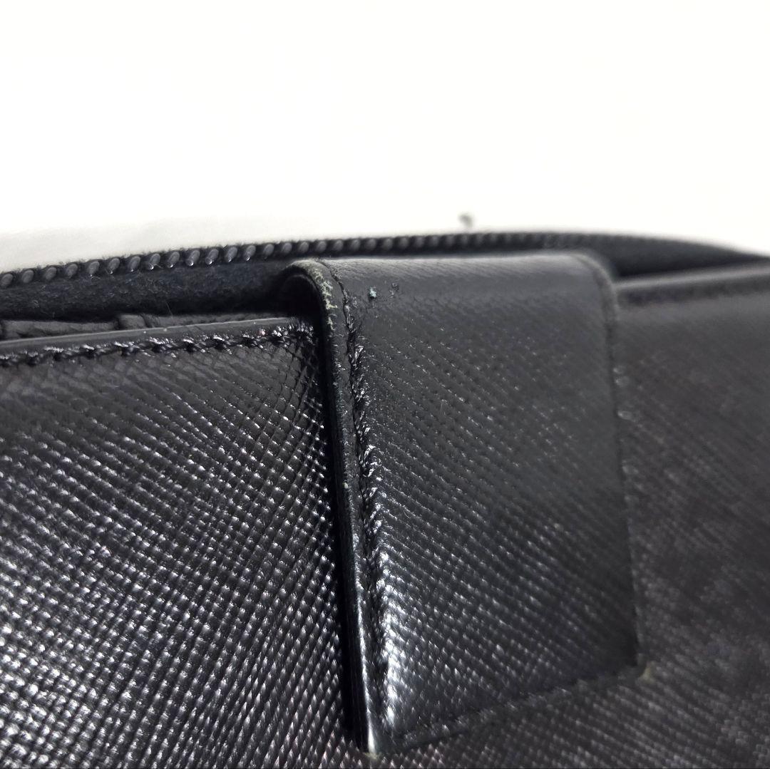0時まで PRADA 二つ折り財布 三角ロゴ サフィアーノレザー ブラック