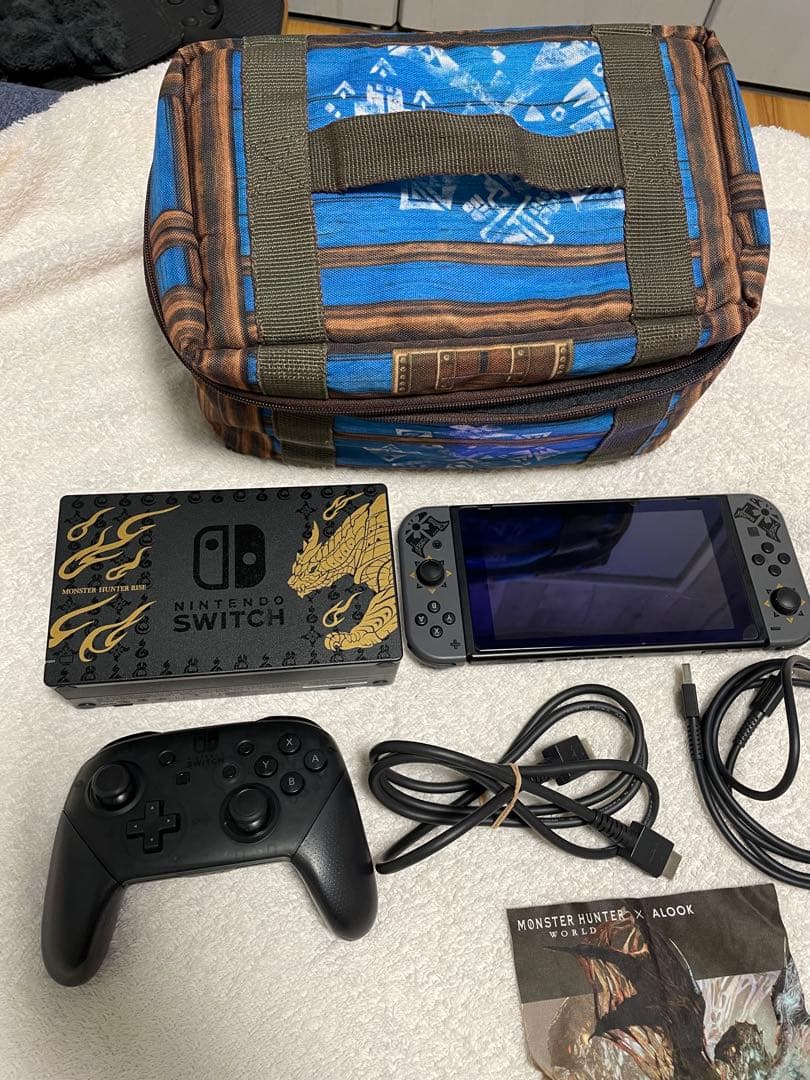 Nintendo Switch 本体 収納バッグ付き モンハンライズ