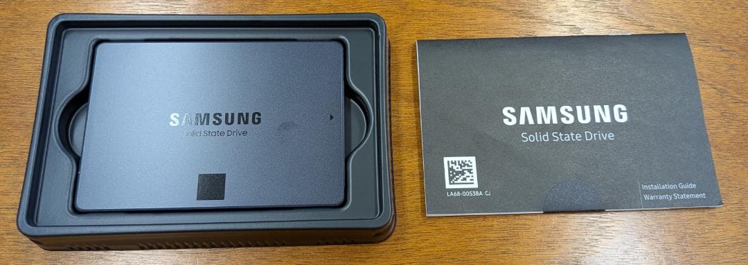 [送料無料] Samsung 870 QVO 8TB MZ-77Q8T0B/IT