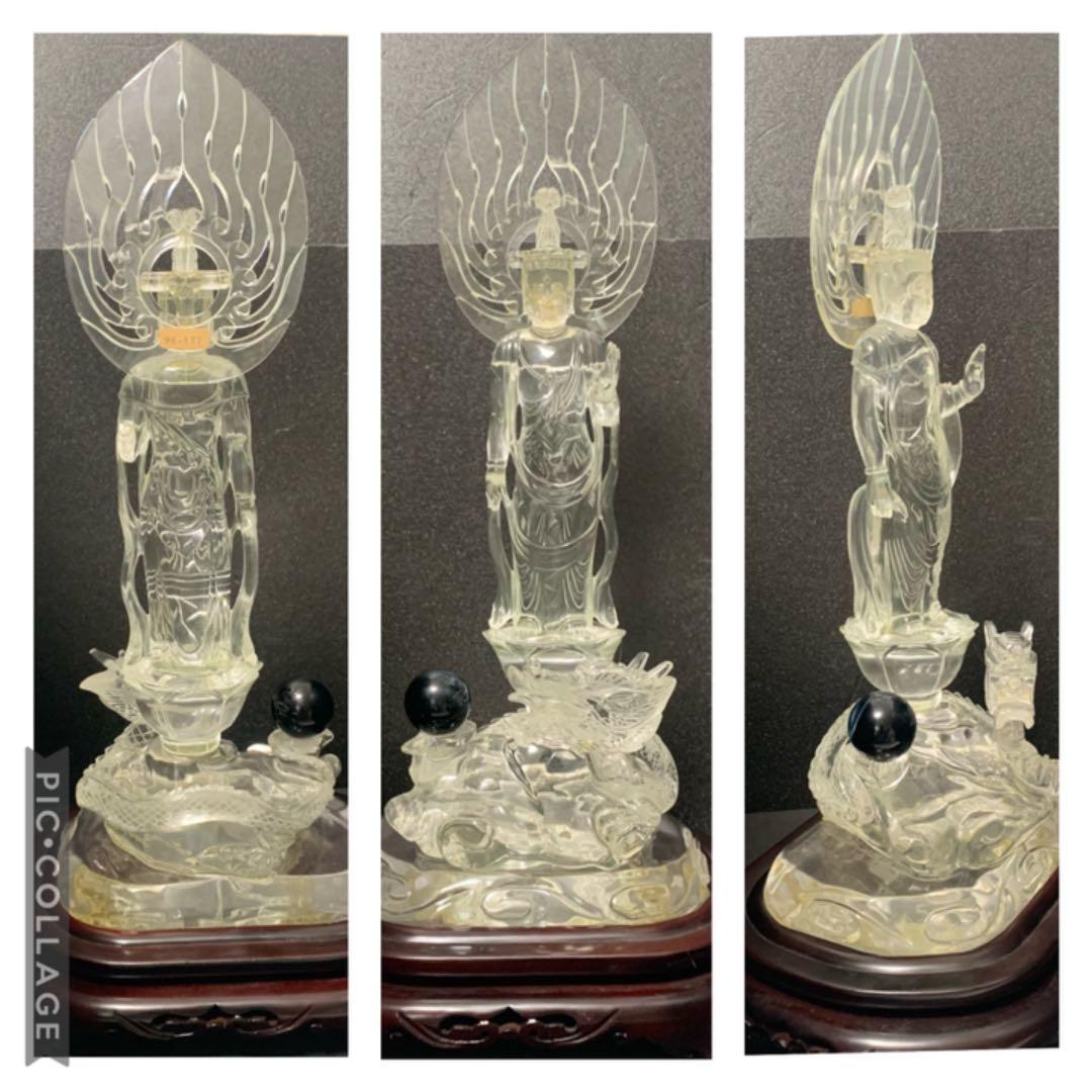 天然水晶　クリスタル　観音菩薩像　龍頭観音　台座付　クオーツ　仏教美術　オブジェ