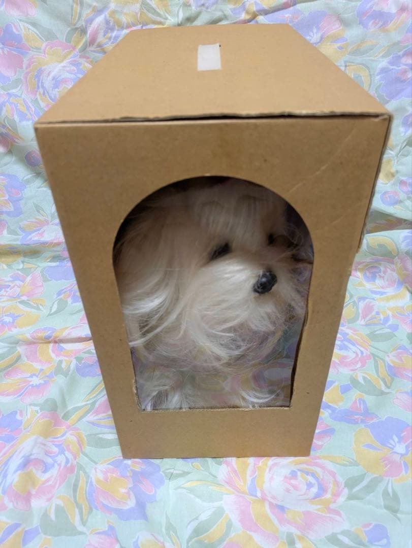 マルチーズ　わんちゃん　置物　ぬいぐるみ