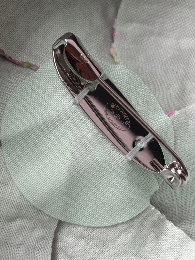 CHANEL シャネル　カメリア　ピンク