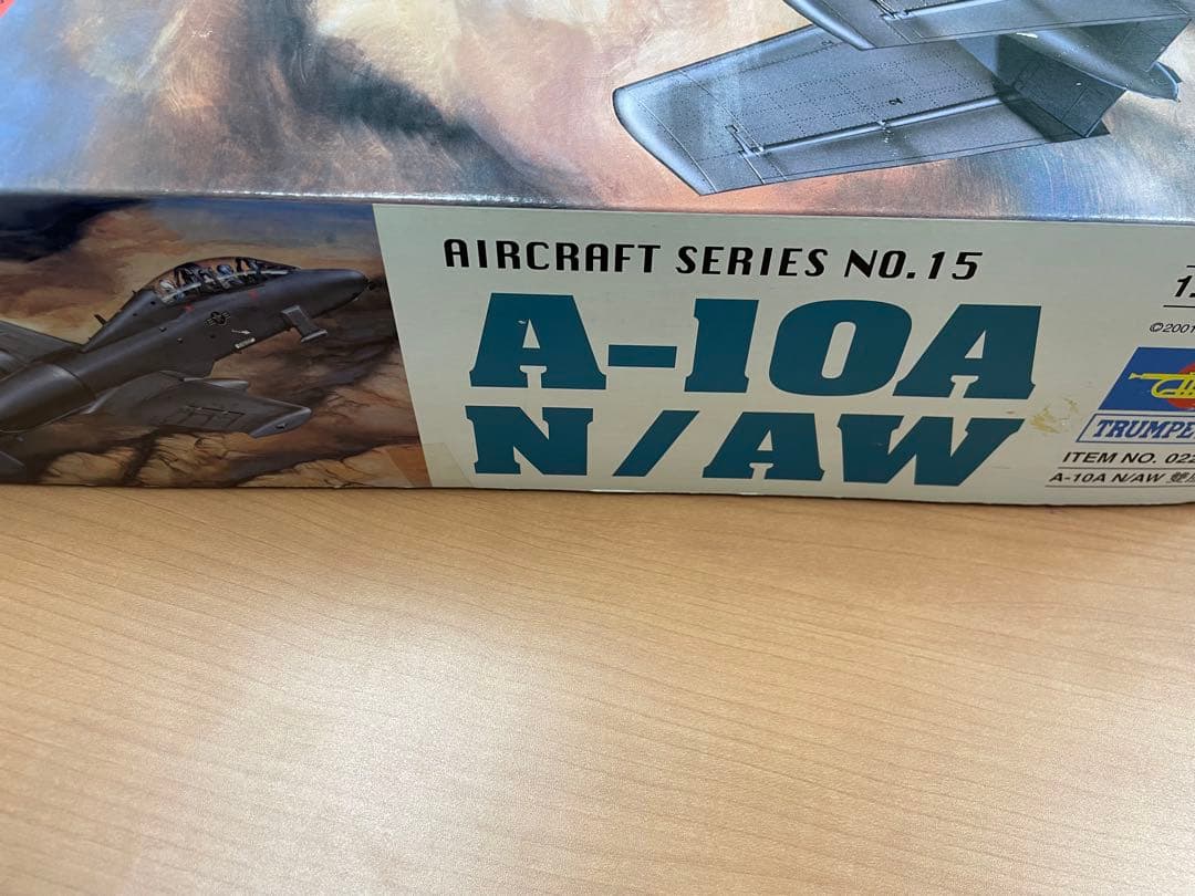 TRUMPETER A-10A N/AW 1:32スケール