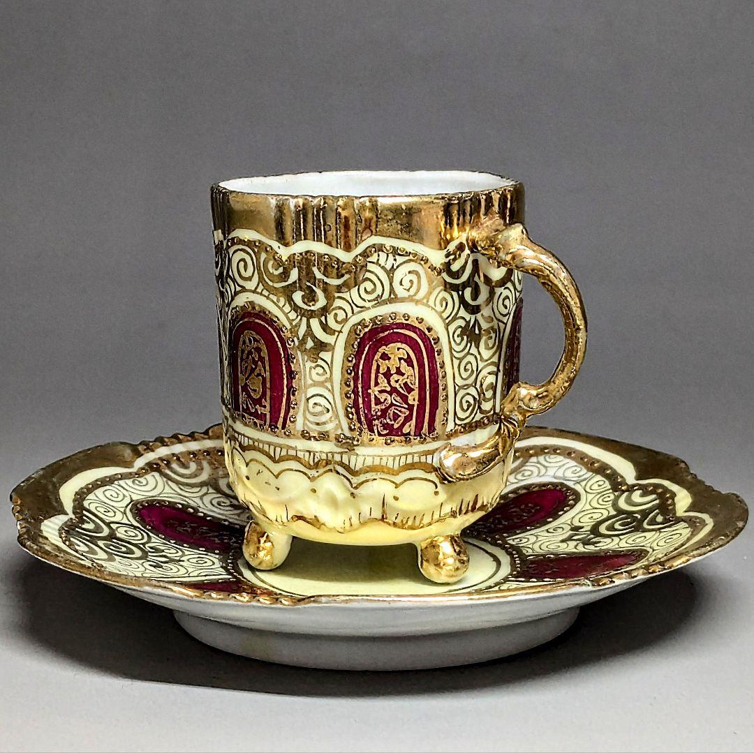 オールドノリタケ アールヌーボー様式 メイプルリーフ印 金盛上デミタスカップ