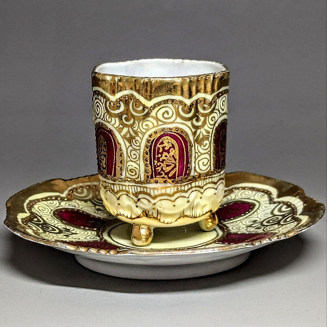 オールドノリタケ アールヌーボー様式 メイプルリーフ印 金盛上デミタスカップ