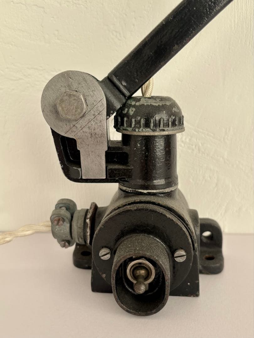 ビンテージ インダストリアル ランプ