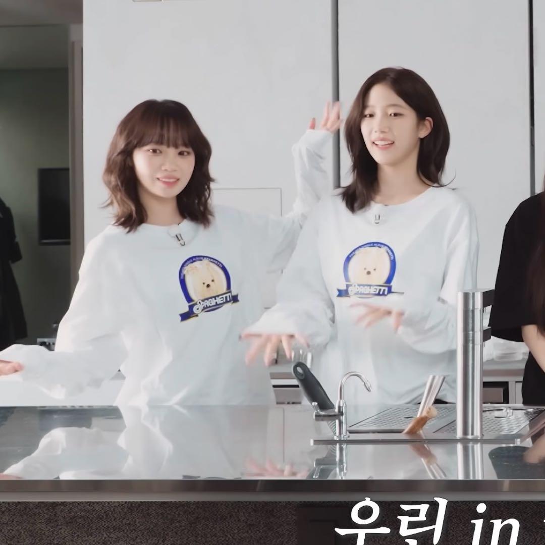 チェウォン着 LE SSERAFIM SPAGHETTI L/S T-Shirt