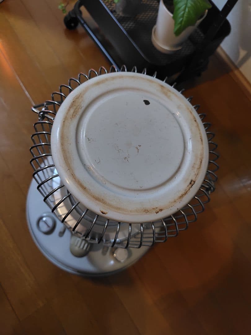 トヨトミレインボー石油ストーブRB-25グレー