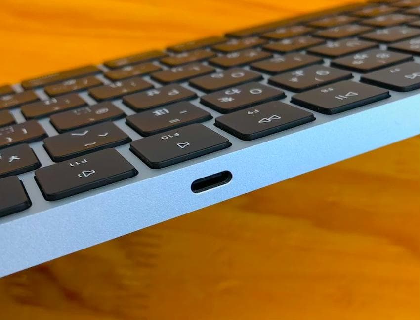 最モデル｜USB-C｜Touch ID｜BLACK｜Magic Keyboard