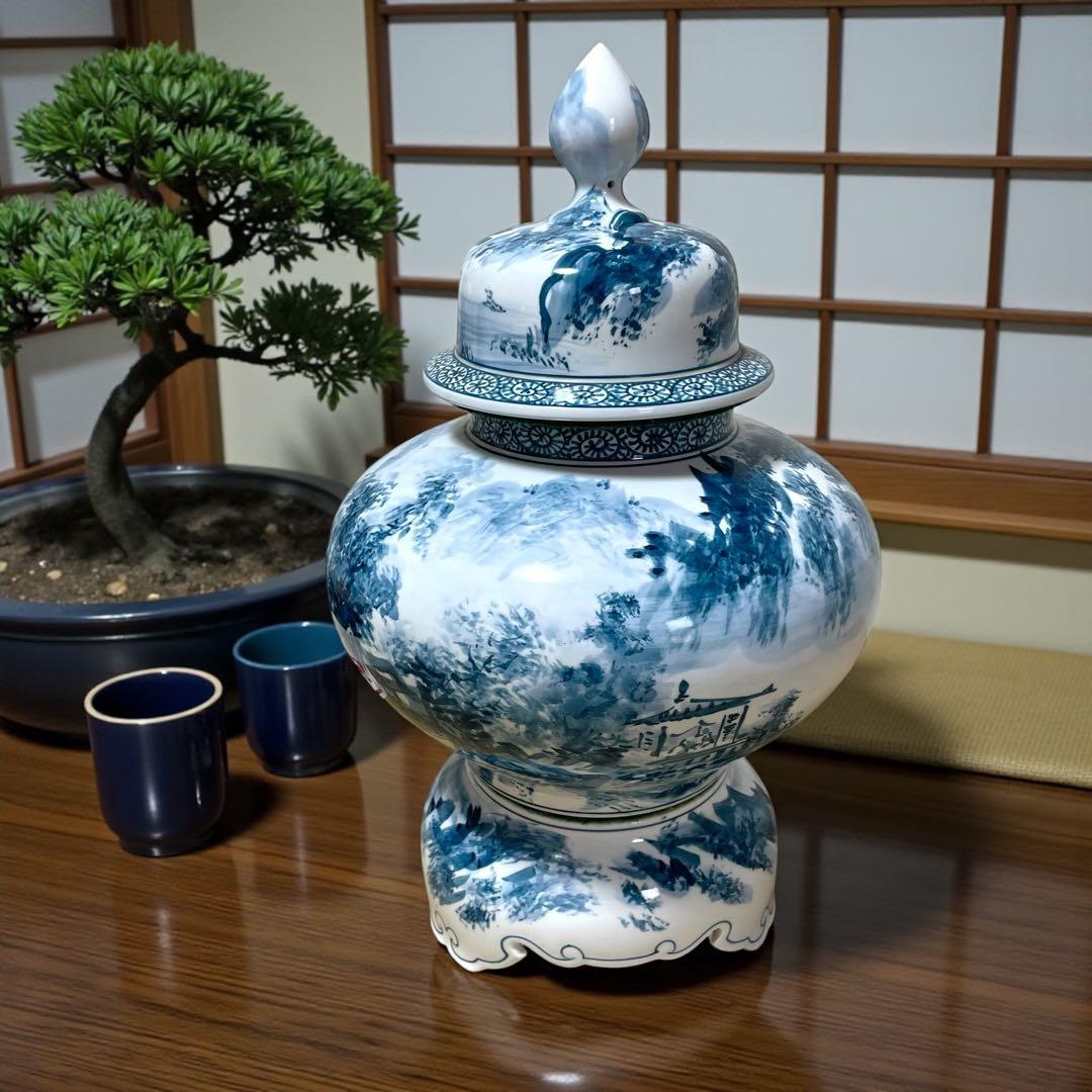 絶品！　有田焼 勝右衛門作 飾壺 沈香壺 骨董　陶器　美術品　芸術品　高級　和風