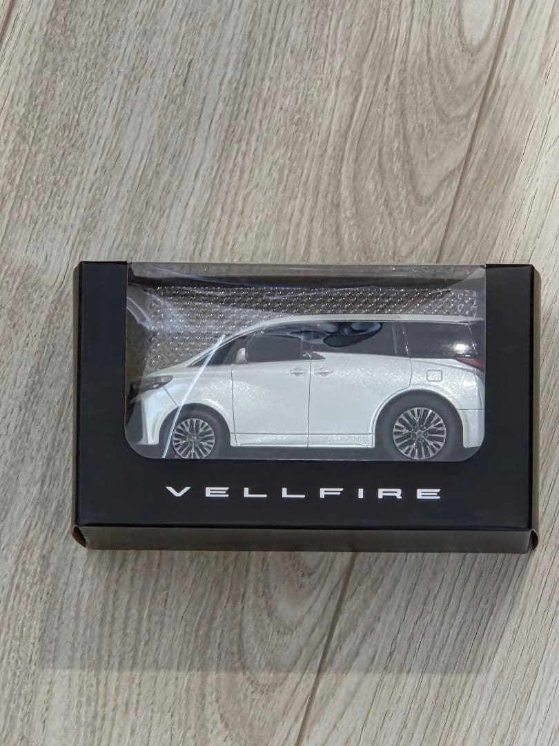 ヴェルファイア、ランクル70、クラウンシリーズ等計5台 ブルバックカー 新品