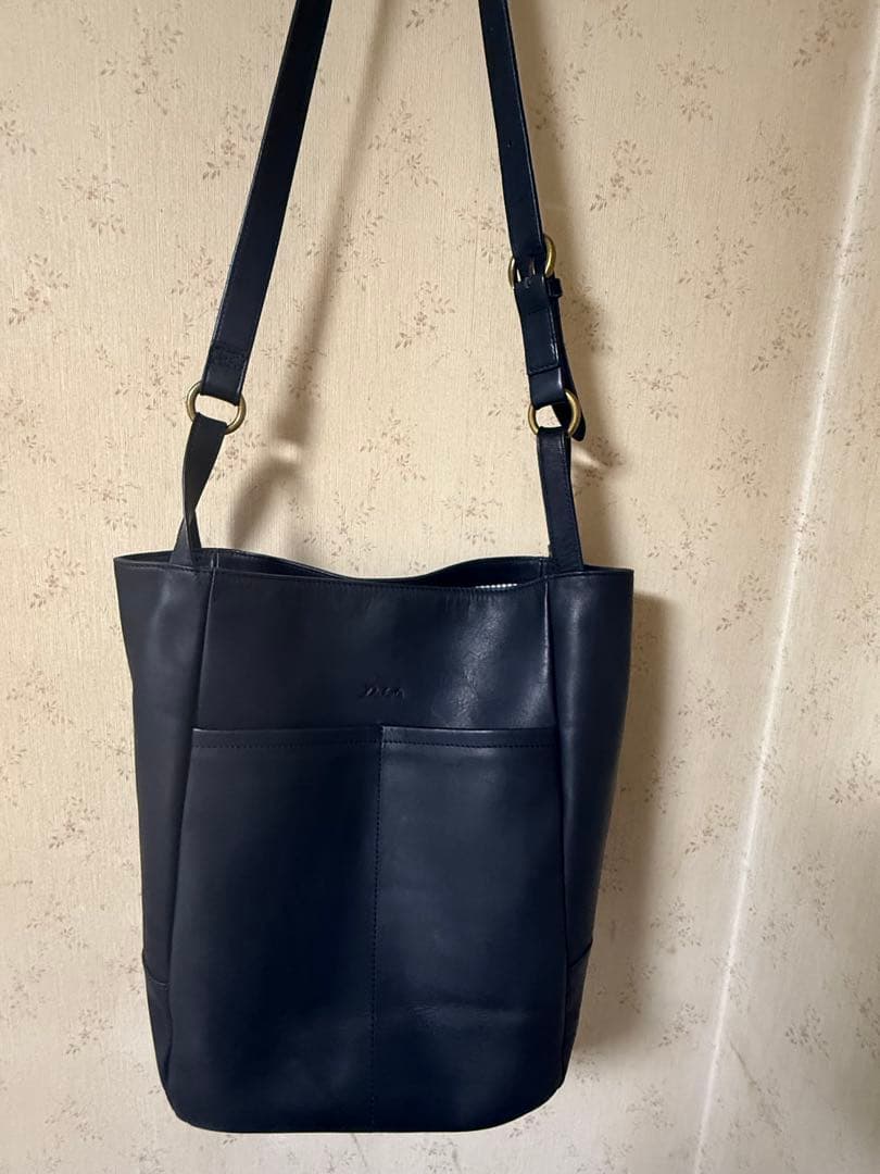 ダコタ　ゆべし　ショルダーバッグ　ブラック