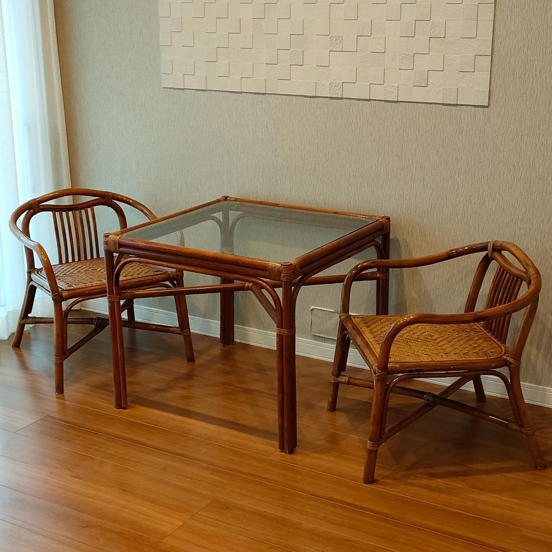 ビンテージラタン　ダイニングテーブルセット　ガラステーブル　椅子2脚付き