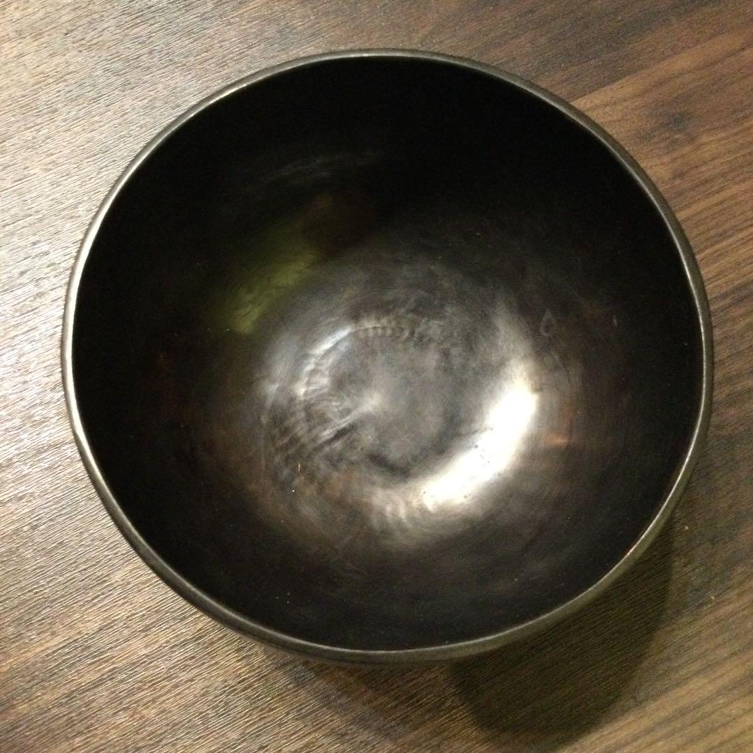 チベット産シンギングボウル新品未使用オールドチベタンボウル no22 無地 黒
