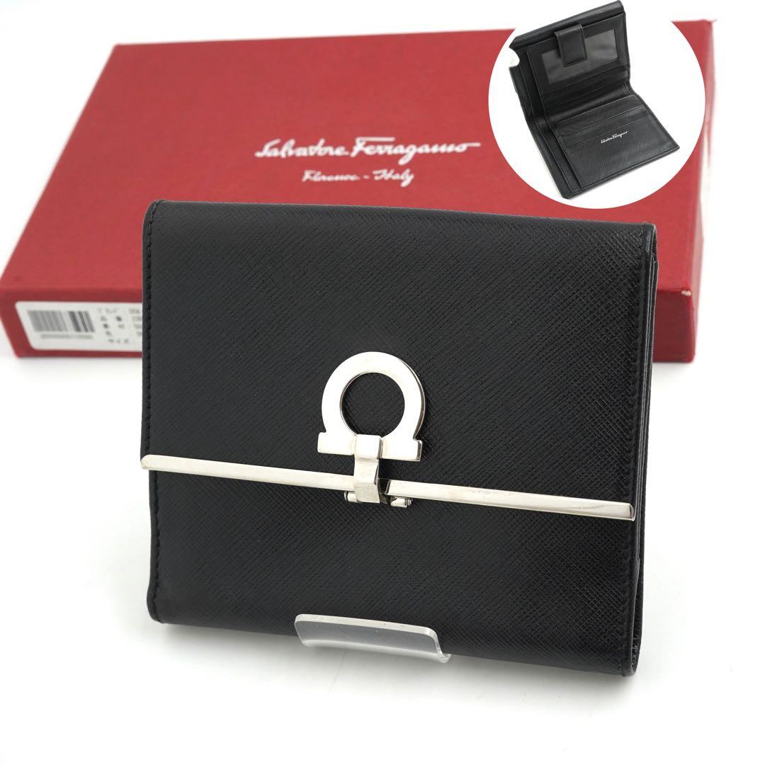 ✨未使用展示品✨　Ferragamo ミニ財布　ガンチーニクロジャー　ガンチーニ