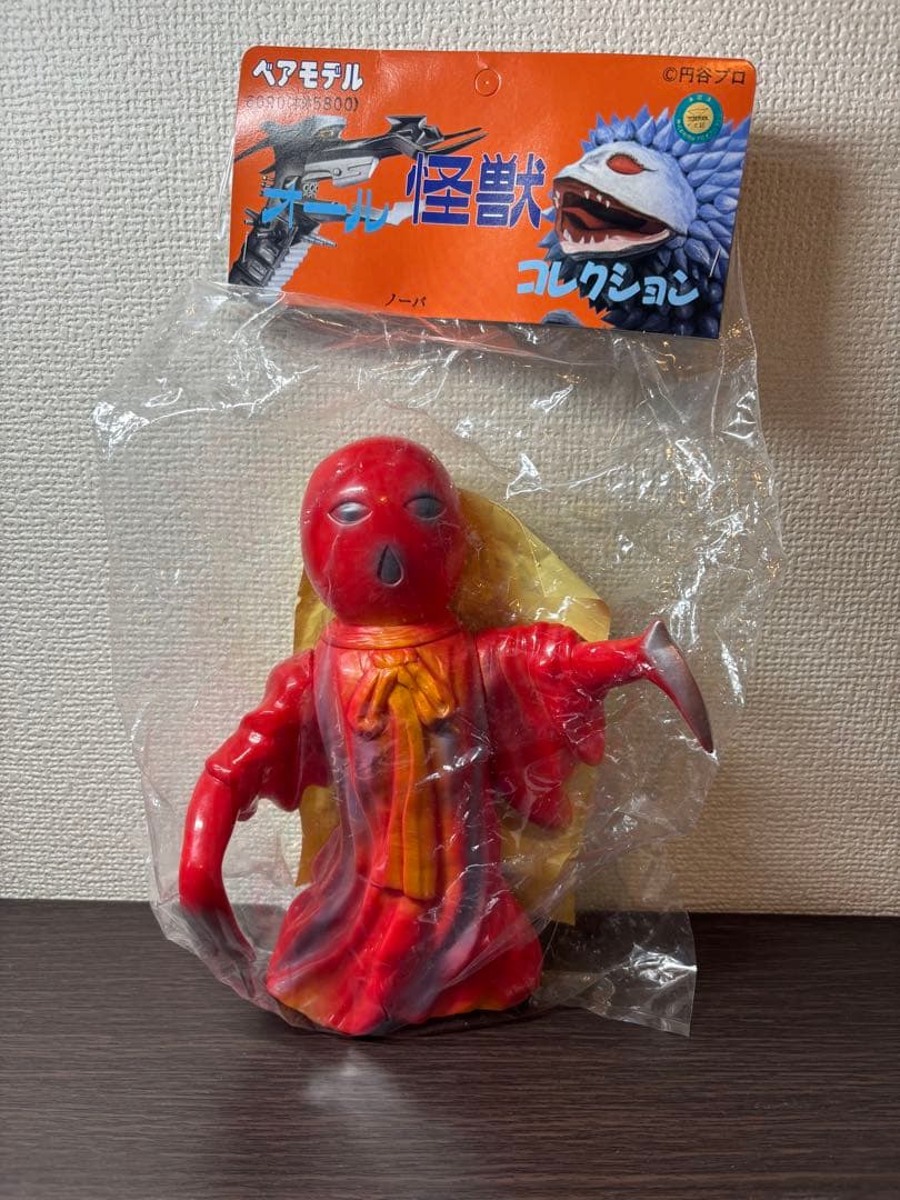 【未開封品】　オール怪獣コレクション ノーバ 赤 ソフビ フィギュア　ソフビ