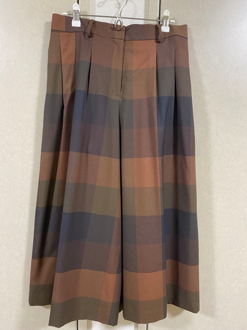 DAKS ガウチョパンツ ウエストリボン付き　ブラウン系　チェック