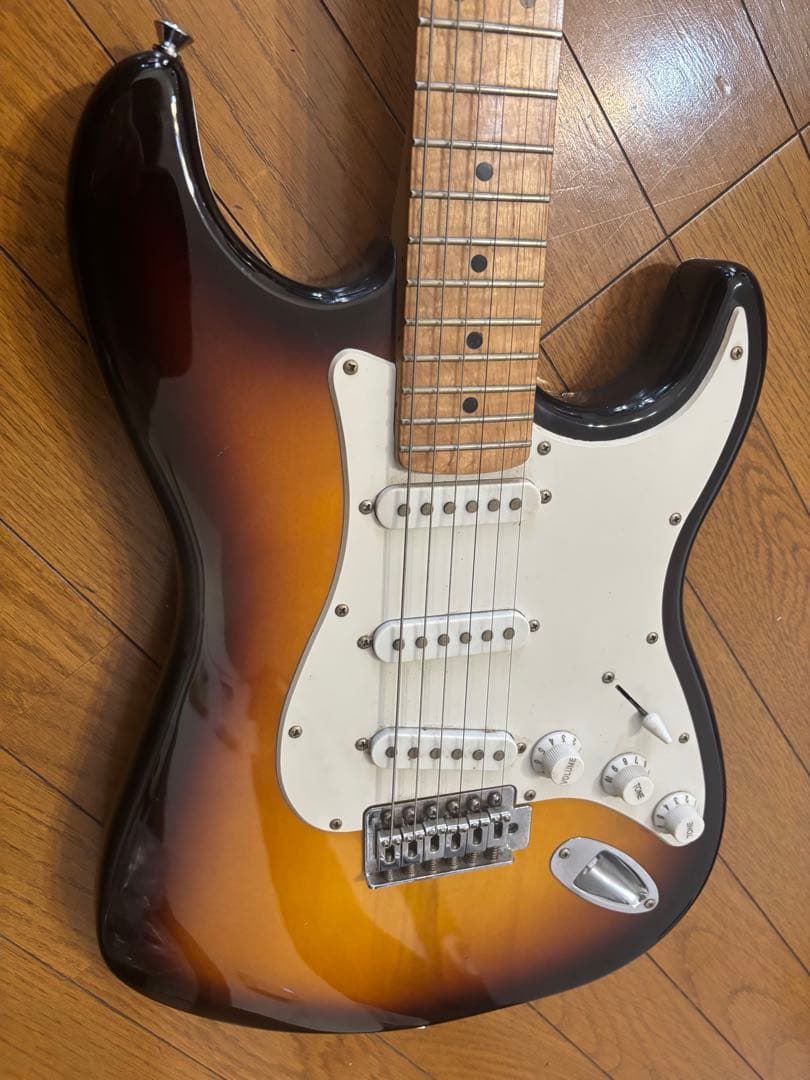 メーカー不明 ストラトキャスタータイプ美品