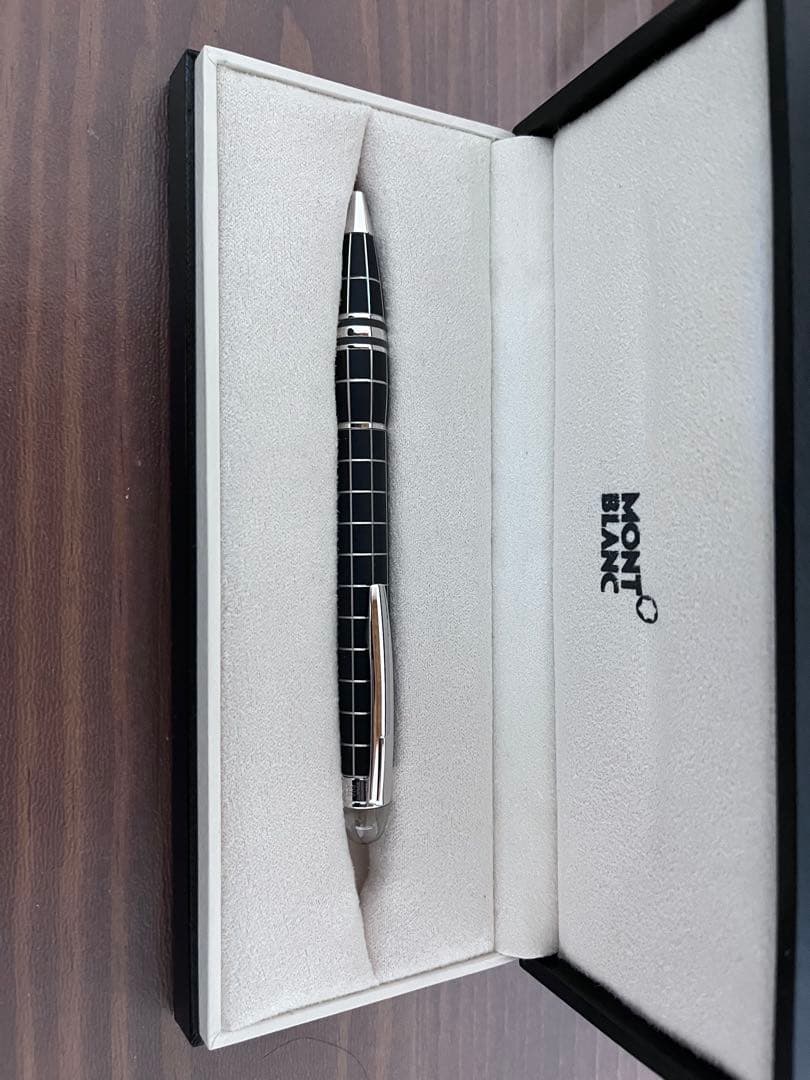 未使用 モンブラン ボールペン スターウォーカー メタルラバー