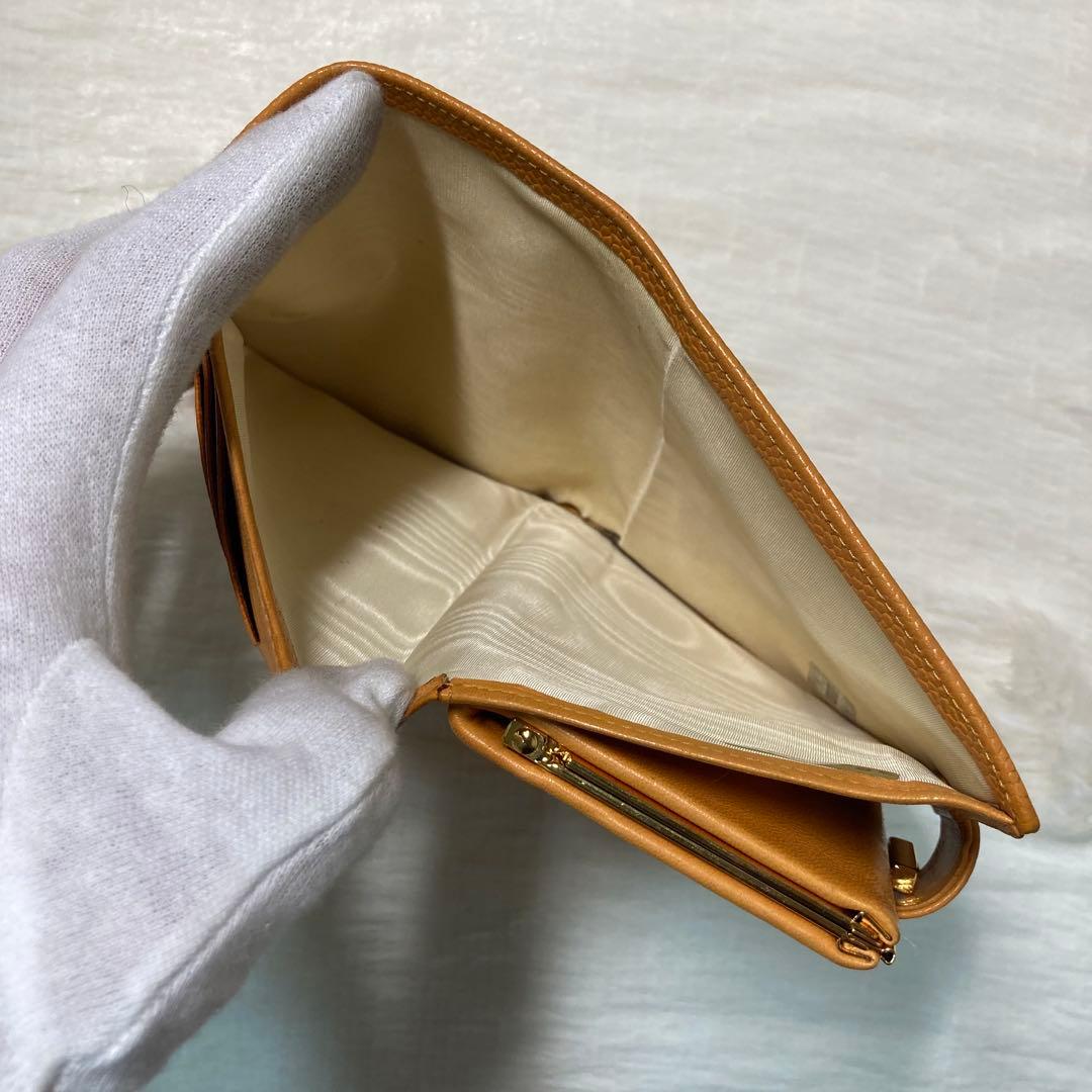 希少　美品　CHANEL シャネル　二つ折り　がま口　キャビアスキン　箱　黄色