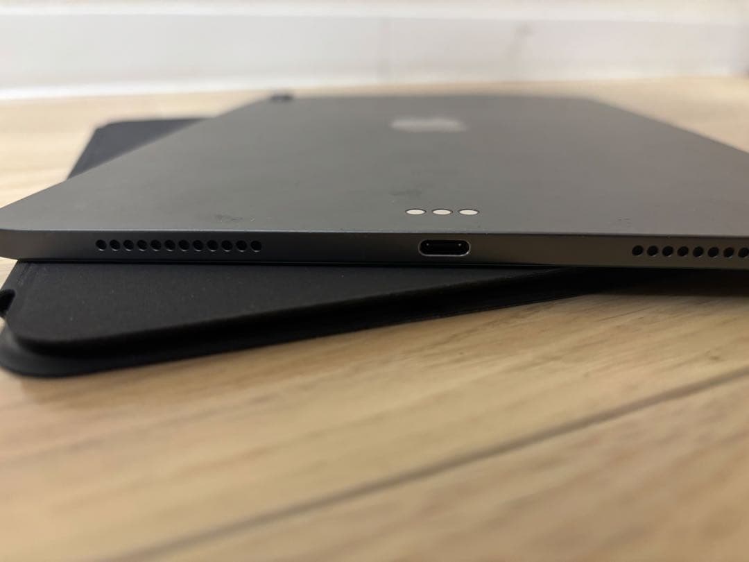 iPadAir 第4世代 WiFi 64GB フィルム、カバー付き