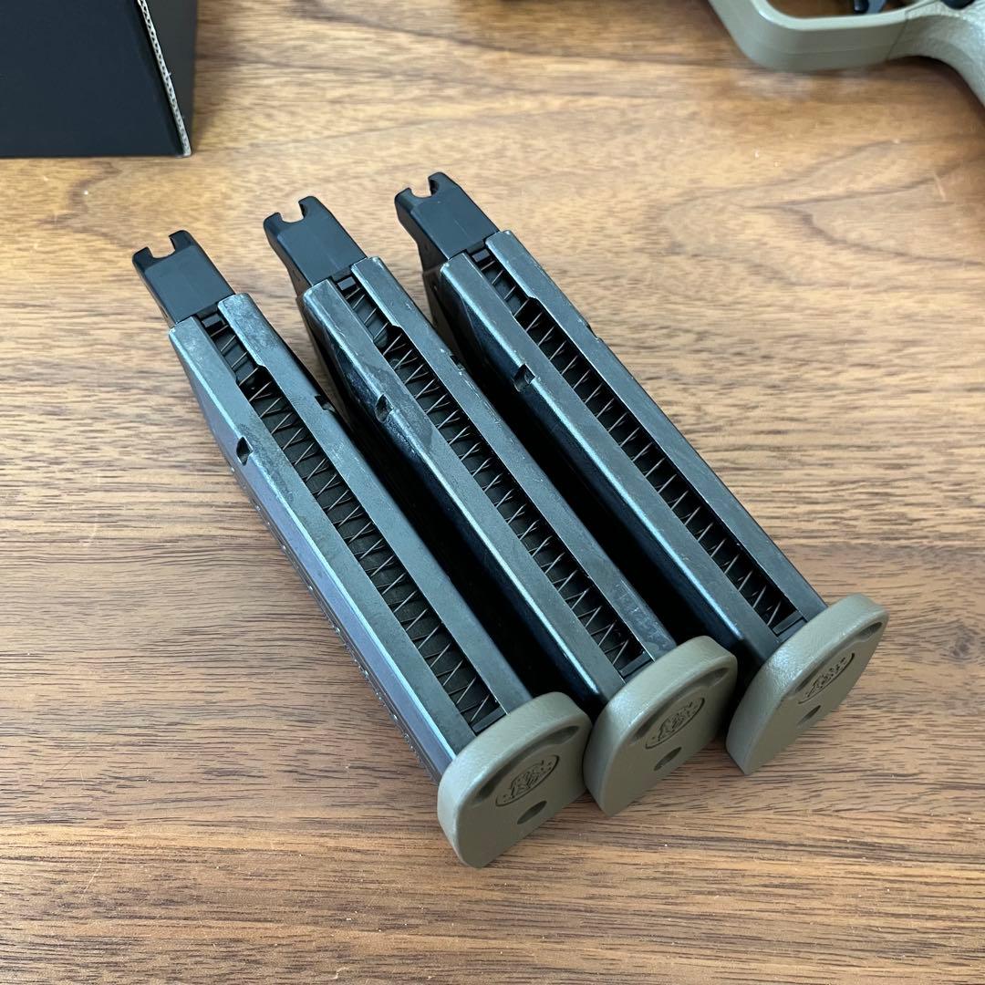 美品 M&P9 V CUSTOM カスタムトリガー インナーバレル 東京マルイ