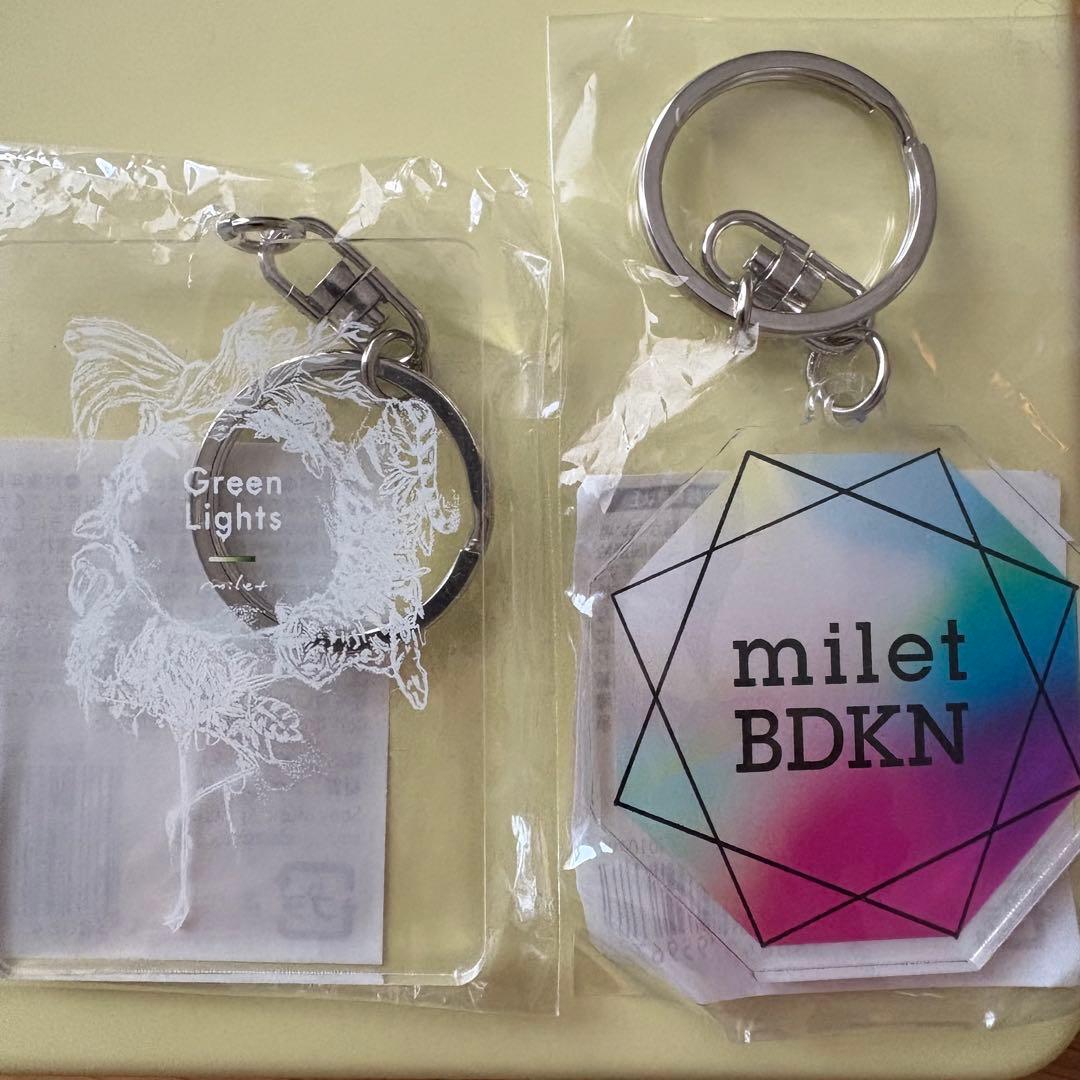milet キーホルダーセット