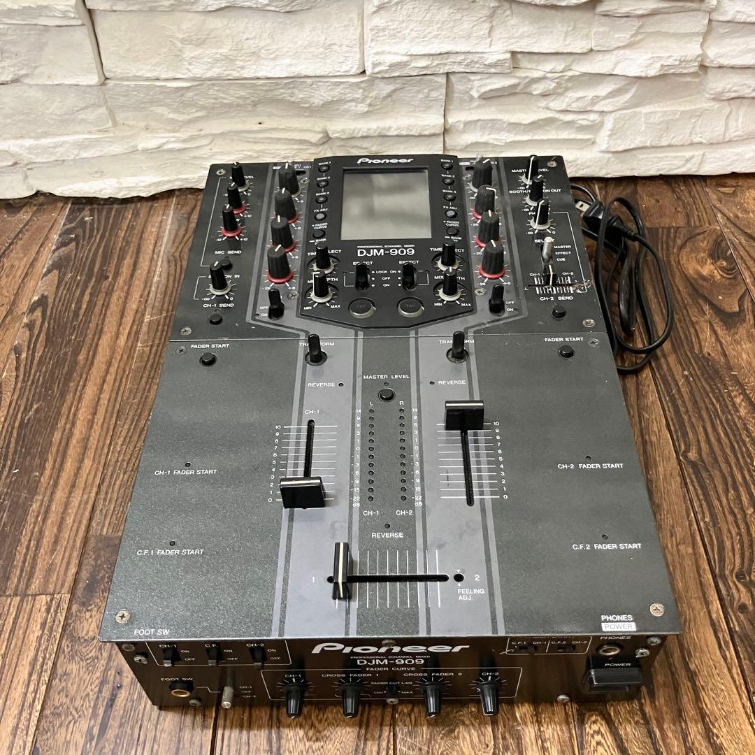 Pioneer DJM-909 DJミキサー ジャンク扱い