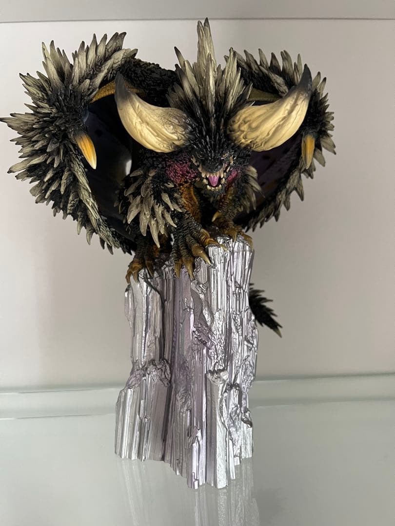 モンスターハンター ネルギガンテ クリエイターズモデル 滅尽龍 フィギュア