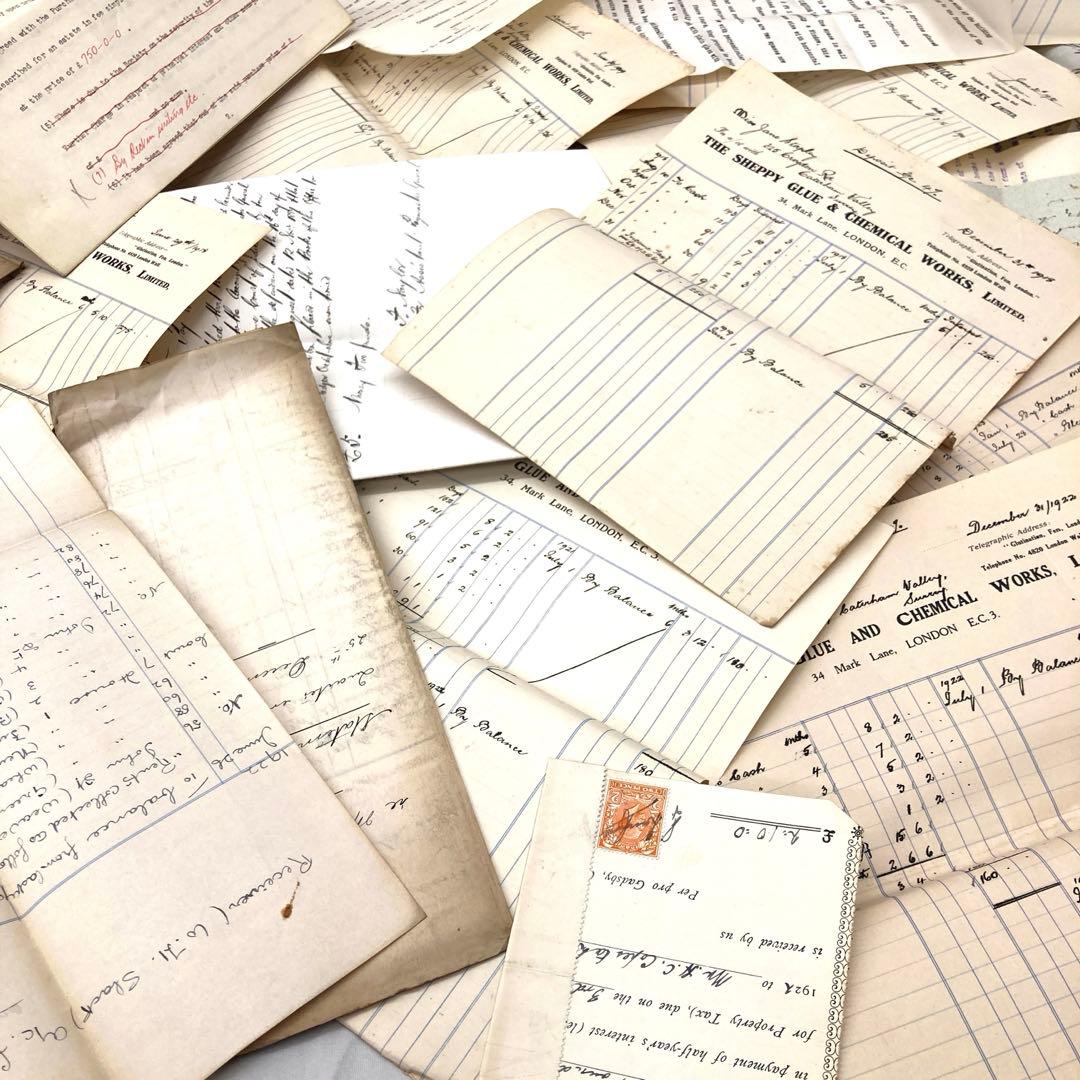 ※あと2,3個 書類や請求書、手書きの紙モノだけで【800g】（200枚以上？）