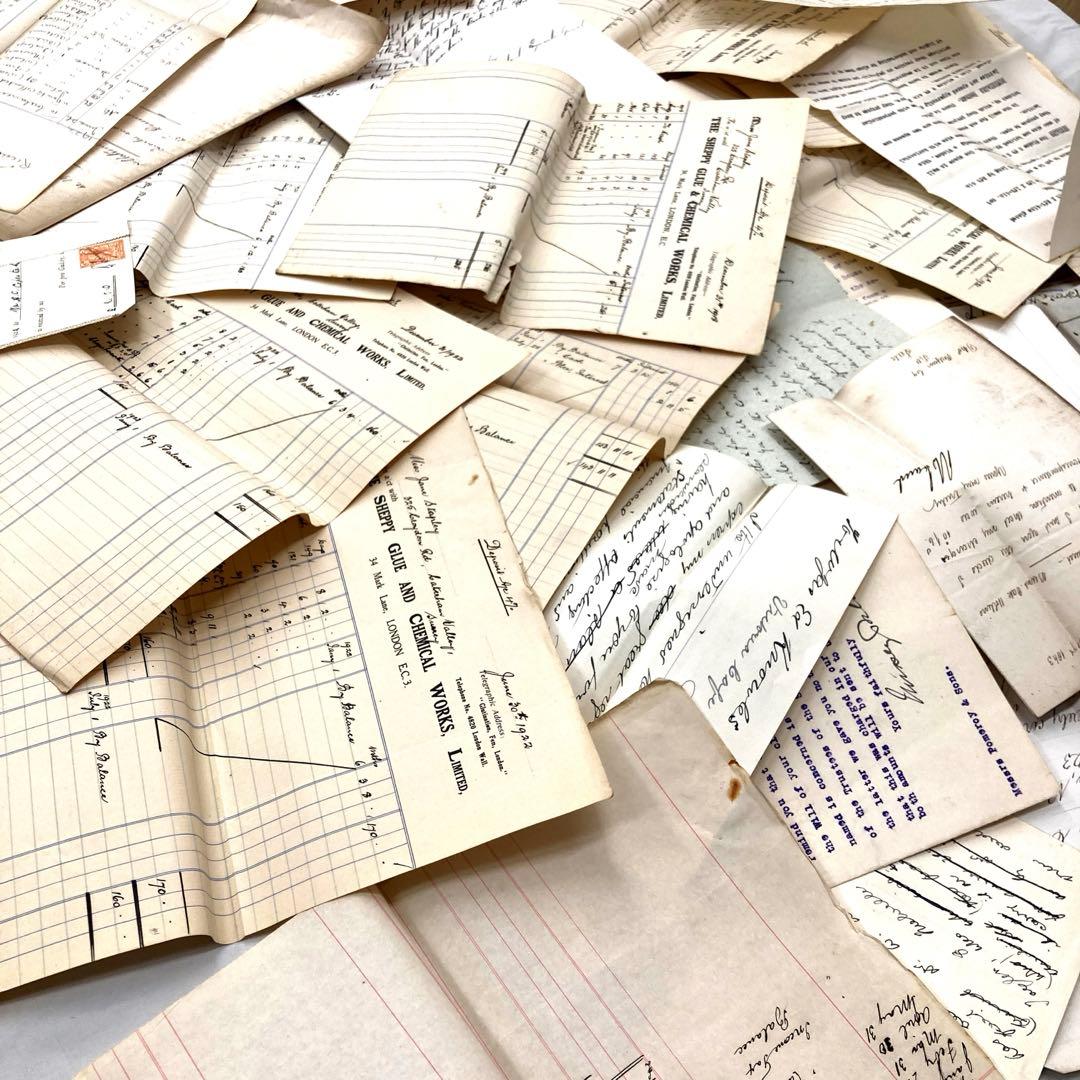 ※あと2,3個 書類や請求書、手書きの紙モノだけで【800g】（200枚以上？）