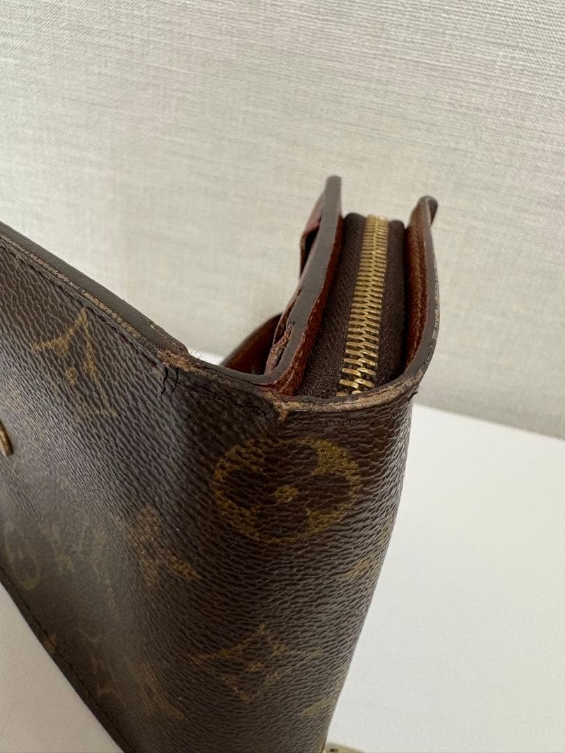 正規品 ルイヴィトン モノグラム 二つ折り財布 使用感あり 箱付