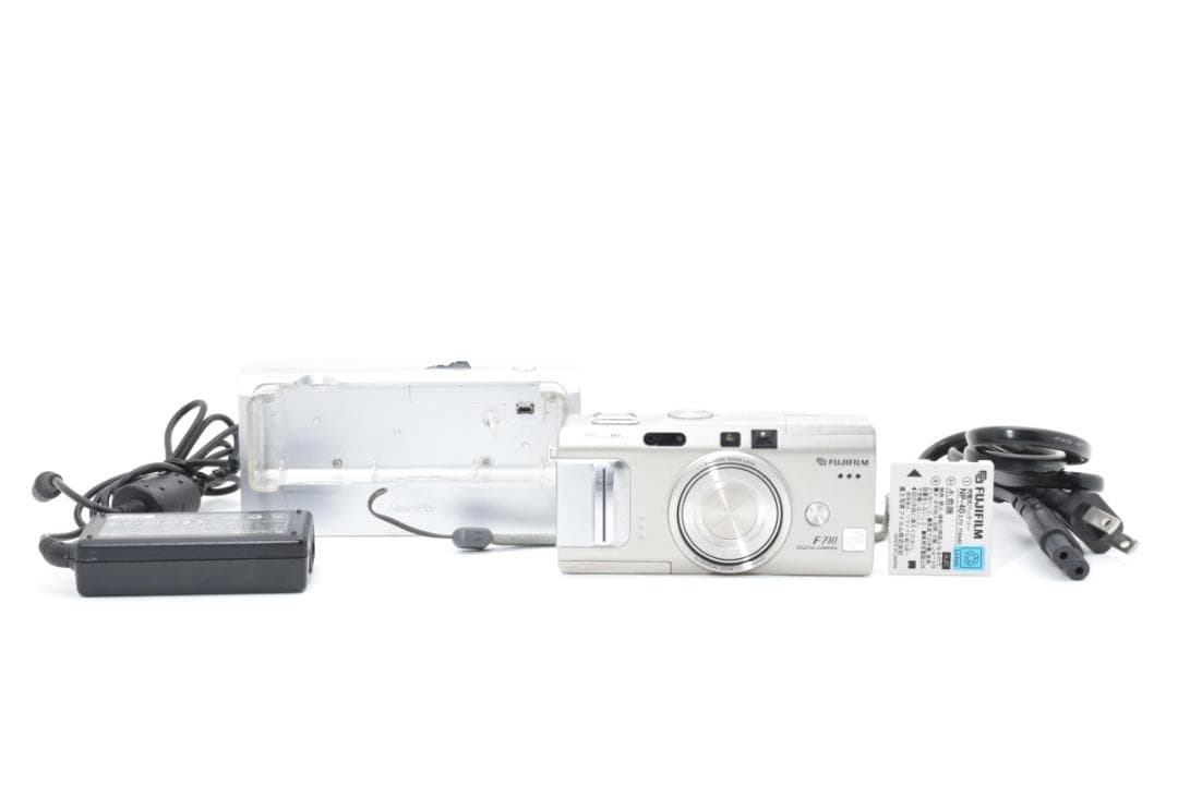 フジフィルム　FUJIFILM FinePix F710 ≪動作良好≫