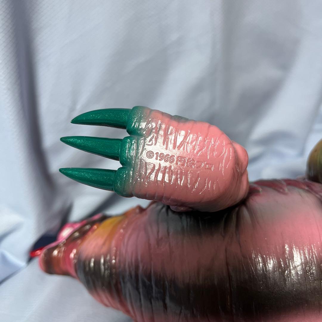 ガヴァドン　ソフビ　楳図かずお版　ウルトラマン　フューチャー