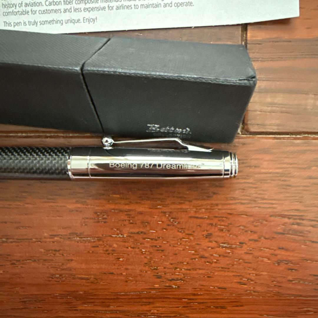 DELTA & Boeing 787 ボールペン USBセット