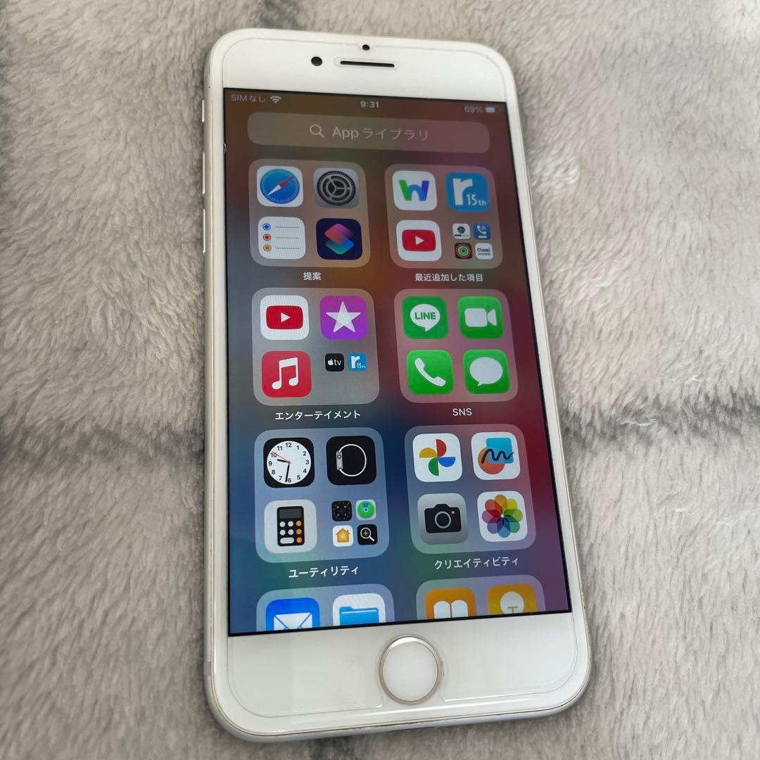 Apple iPhone 8 シルバー 68GB