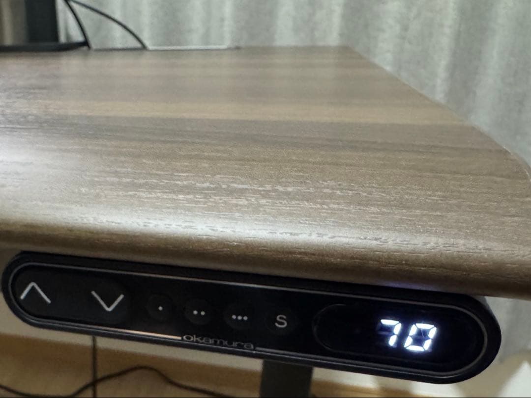 OKAMURA 電動昇降デスク　SWIFT 美品 オプション付き