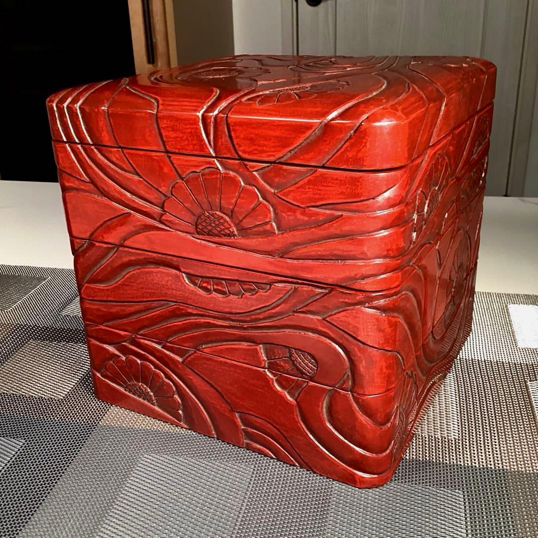 『芸術うー特価』　鎌倉彫　花菱印　三段重