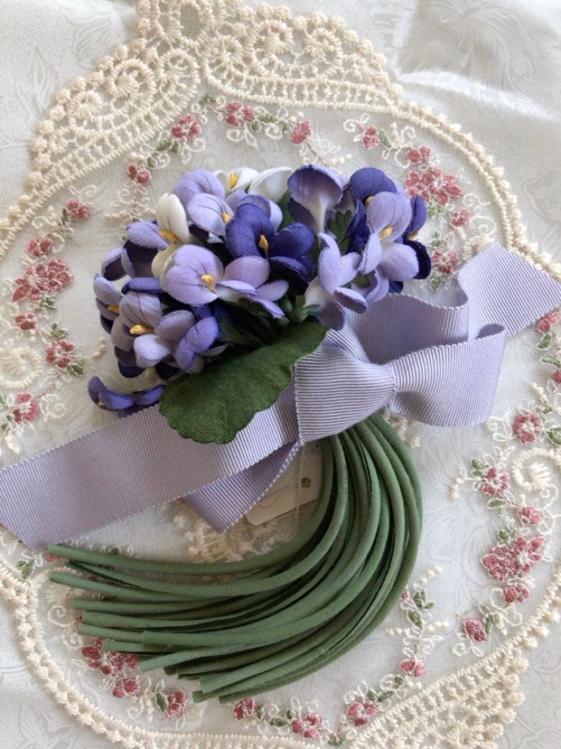 ピンクハウス❤️【未使用】可憐なすみれブーケコサージュ❤️