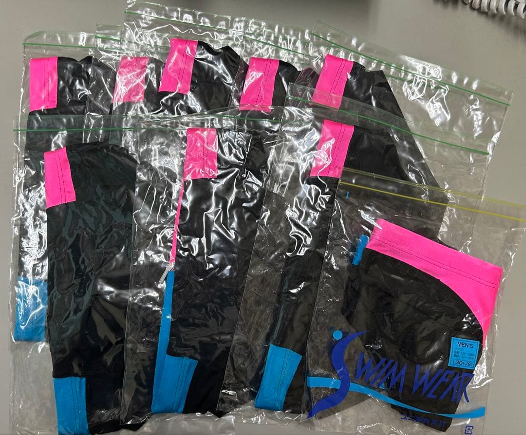 水着・ラッシュガード osamu