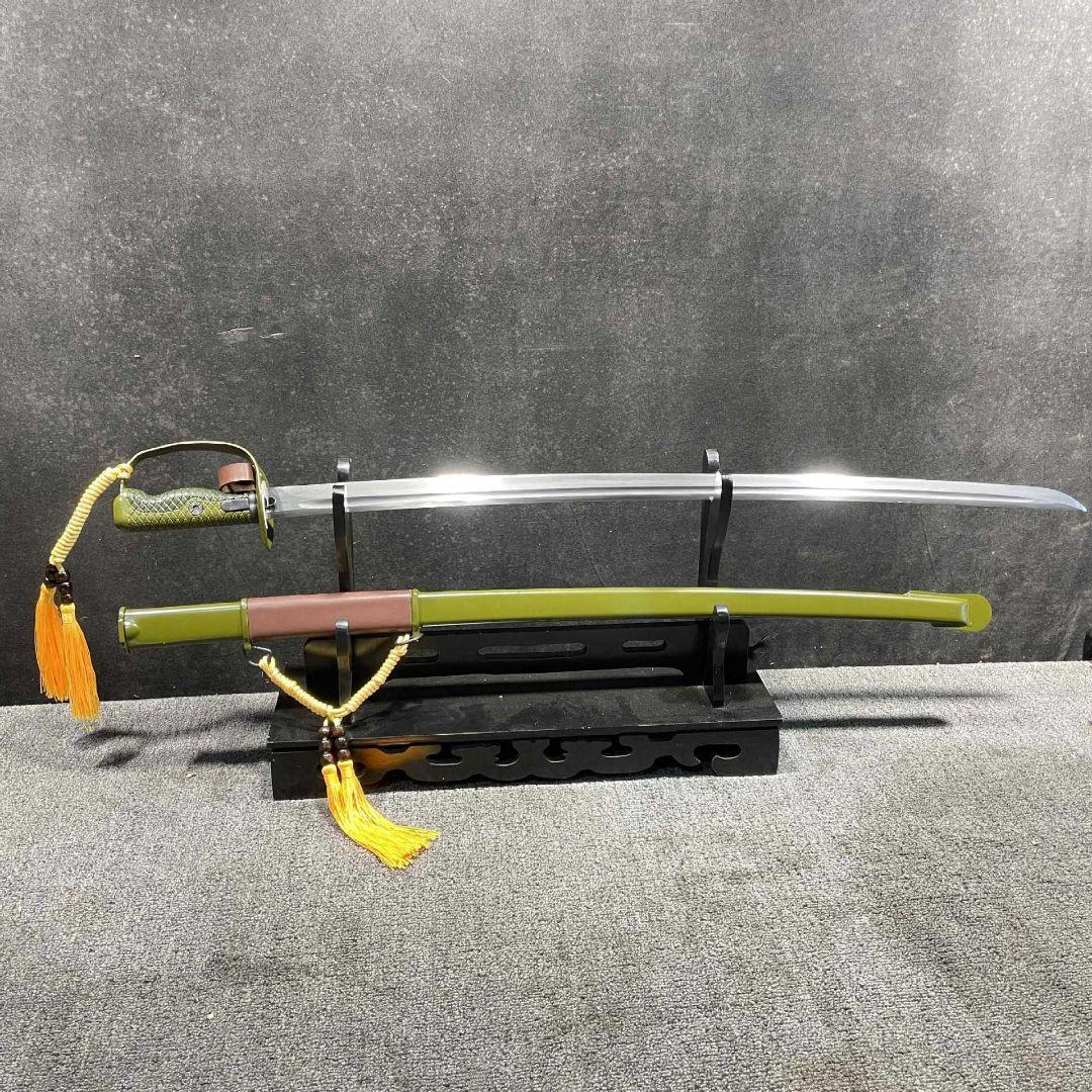 1041-武具 刀装具 日本刀　模造刀 居合刀 武士道 鑑賞用 軍刀 騎兵刀