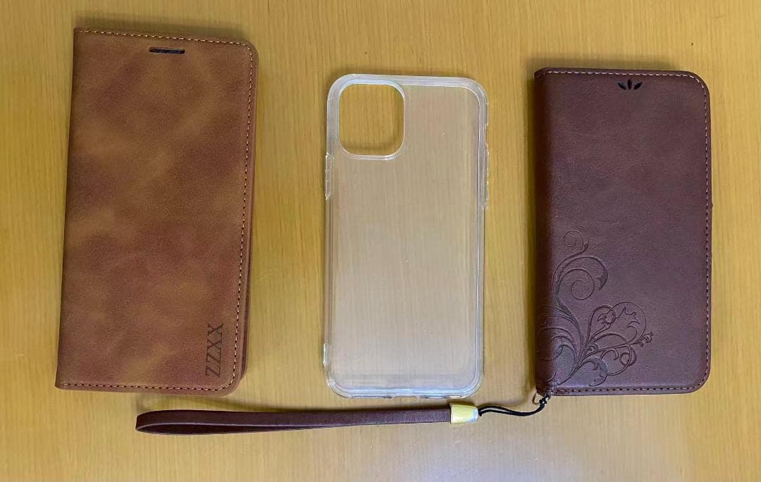 美品・完動品　iPhone 11 Pro シルバー 64GB SIMフリー