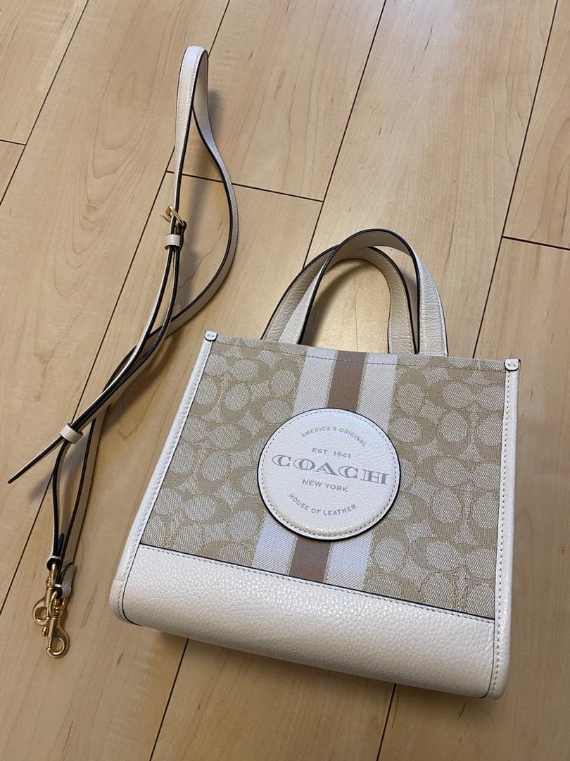 コーチ　COACH ショルダーバッグ ホワイト　ベージュ